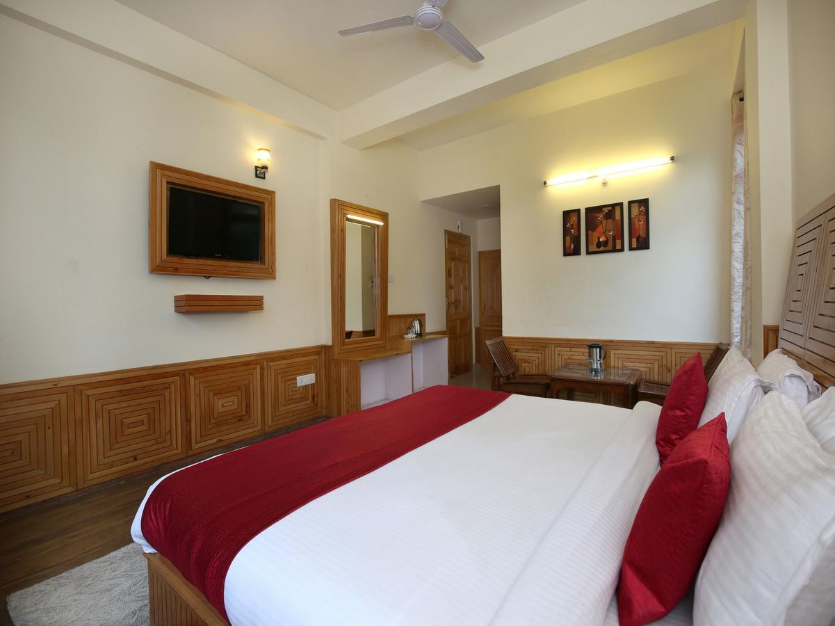 Oyo 10116 Hotel Rhythm Retreat Манали Экстерьер фото